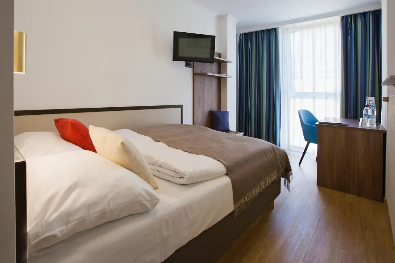 Hotel Aurbacher Hof Gmbh Мюнхен