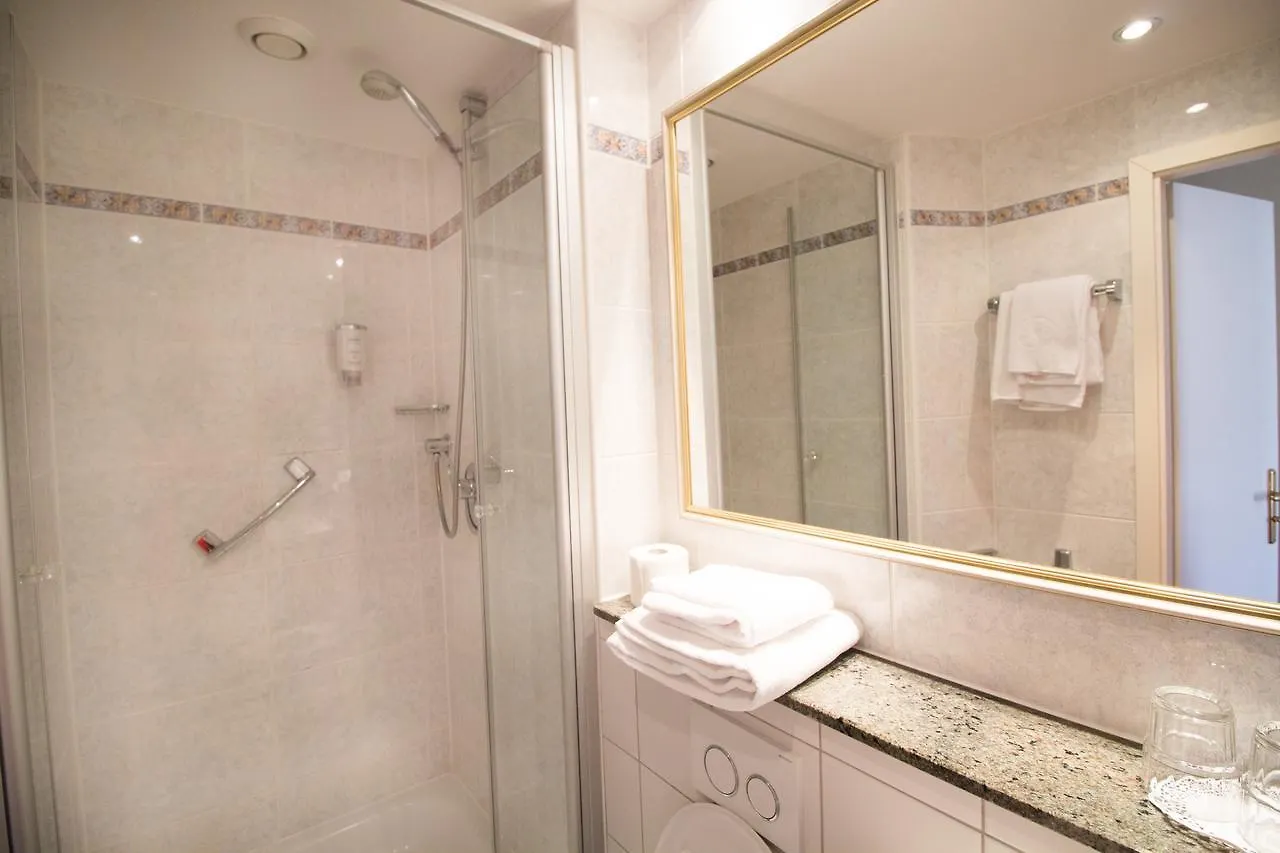 Hotel Aurbacher Hof Gmbh Мюнхен Германия