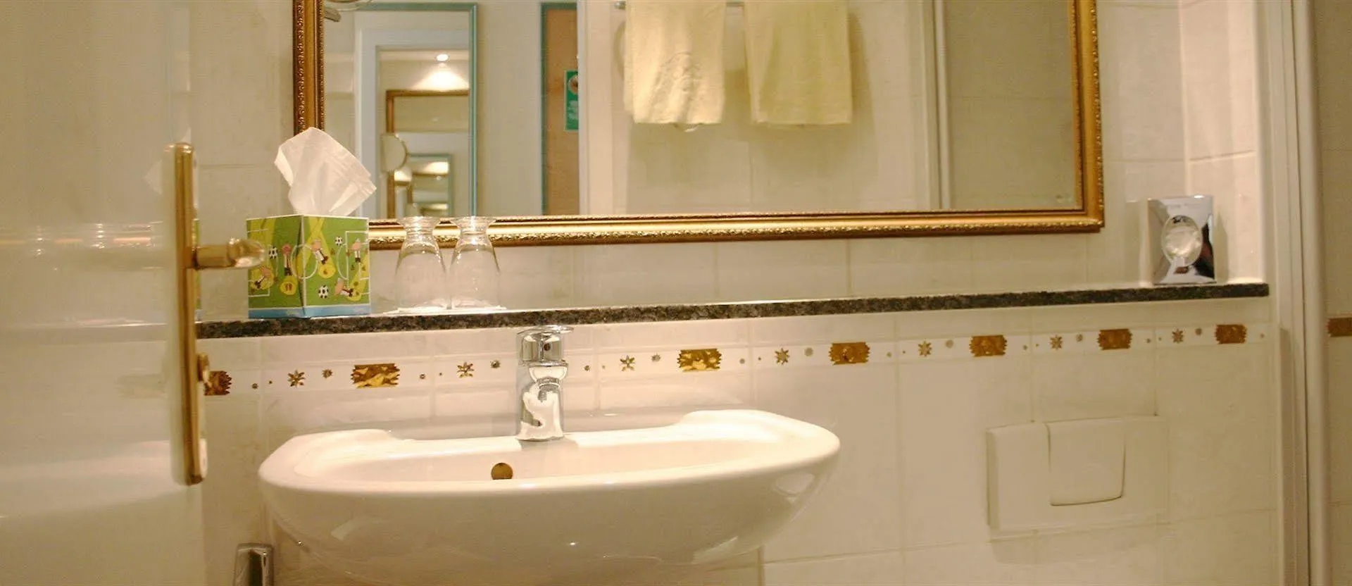 Hotel Aurbacher Hof Gmbh Мюнхен