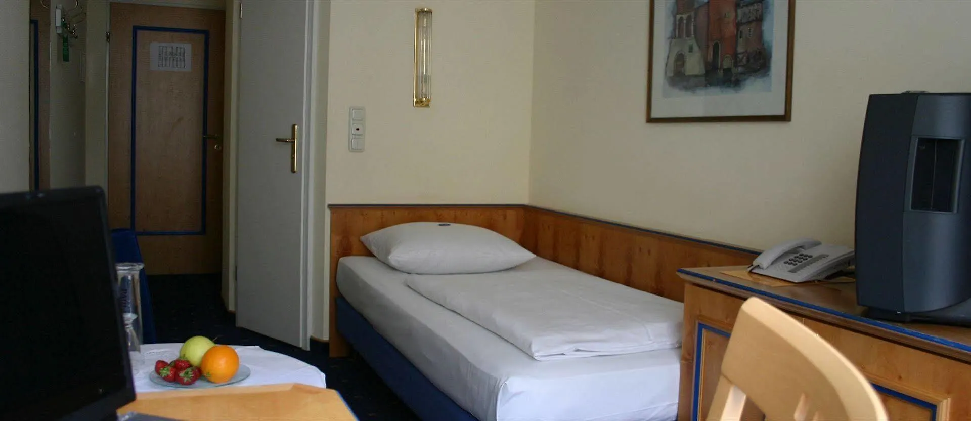 Hotel Aurbacher Hof Gmbh Мюнхен